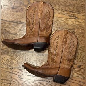 Old West Tan Leather Cowboy Boots